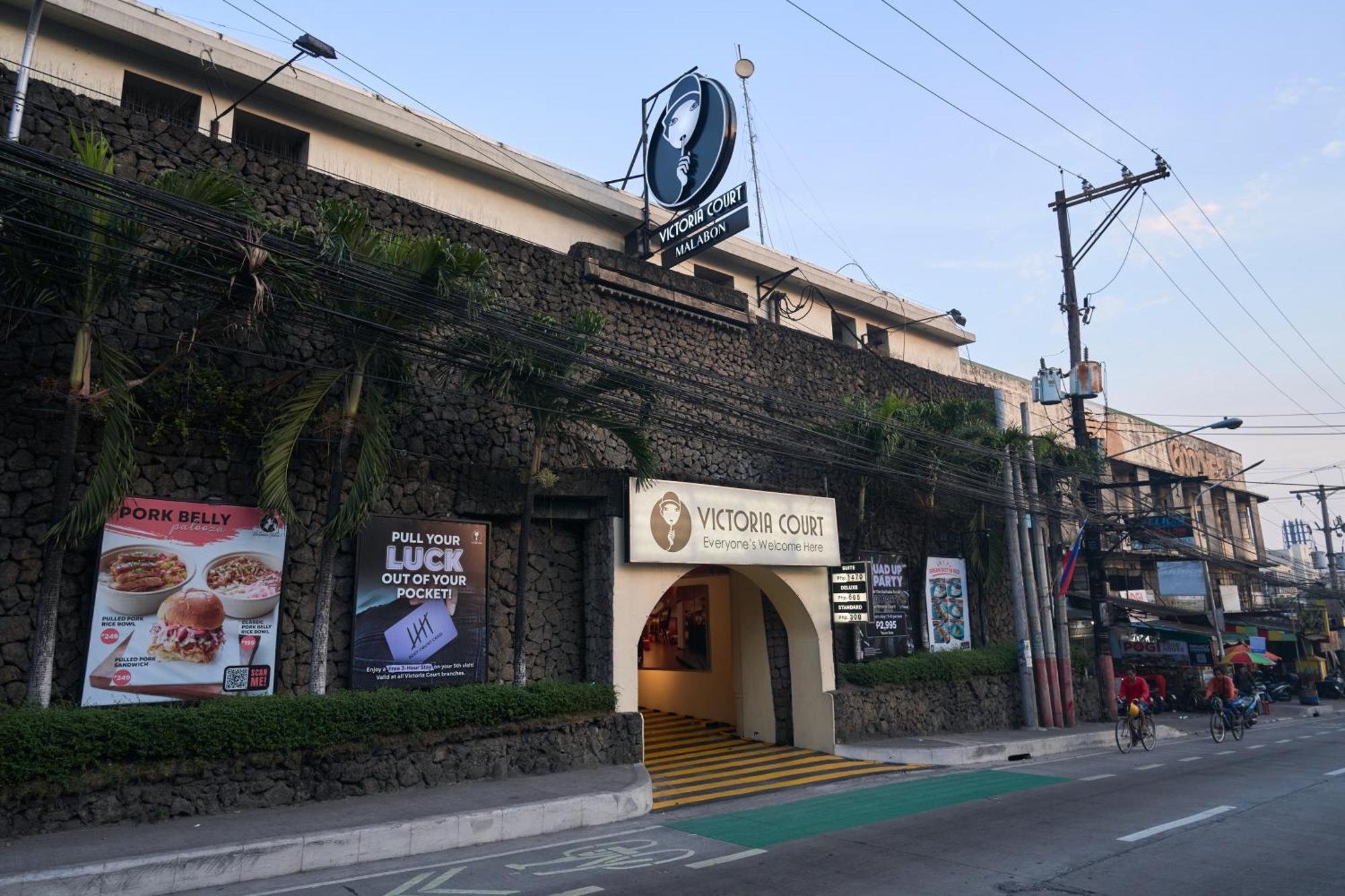 Victoria Court Malabon Hotel Valenzuela Ngoại thất bức ảnh